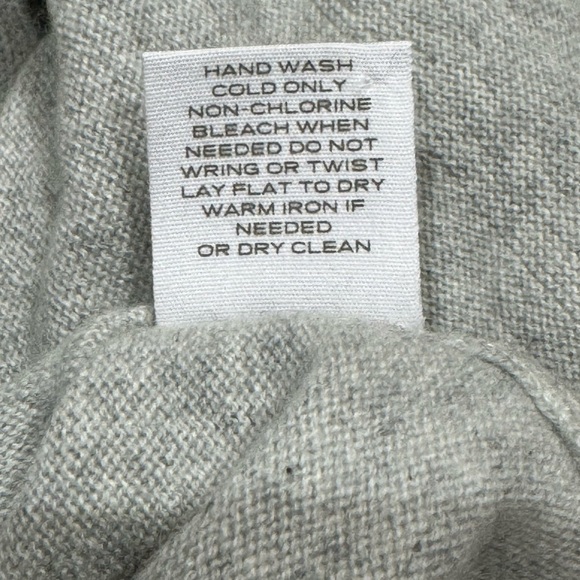 Duffy Sz S Cashmere Sweater Gray Black 3/4 sleeve Classic Minimalist New - Picture 5 of 5